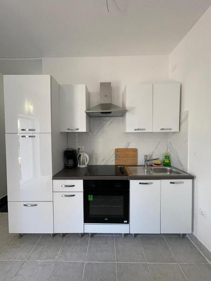 Apartment Ground Floor With Parking Erny PUY 외부 사진