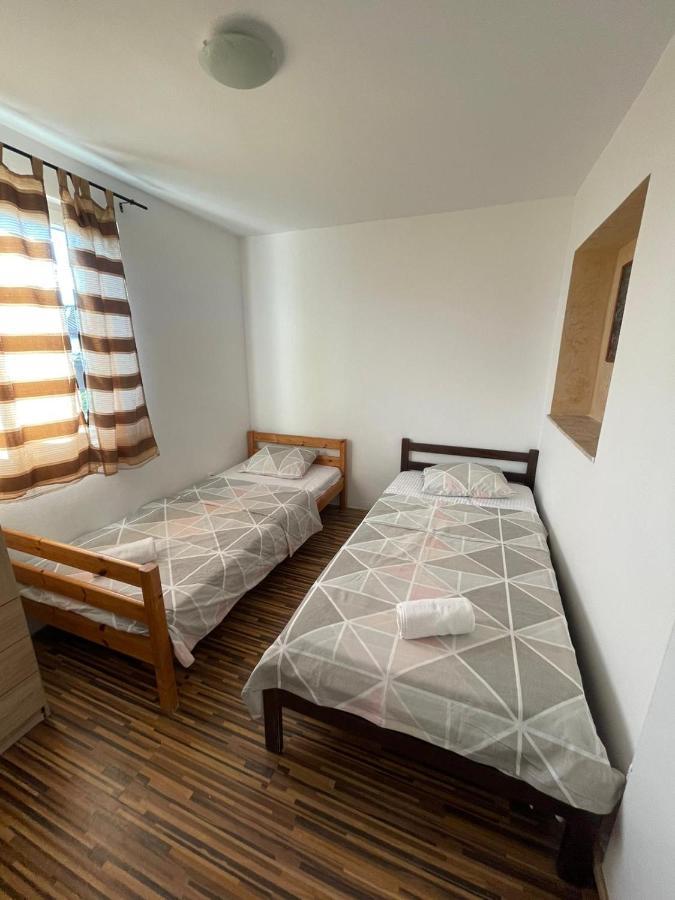 Apartment Ground Floor With Parking Erny PUY 외부 사진