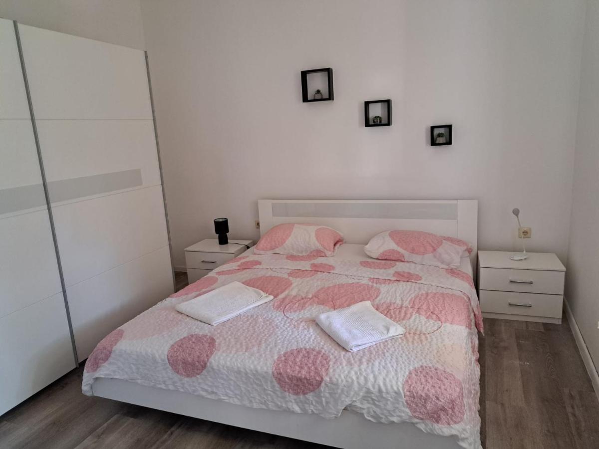 Apartment Ground Floor With Parking Erny PUY 외부 사진